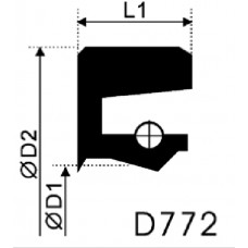 D772
